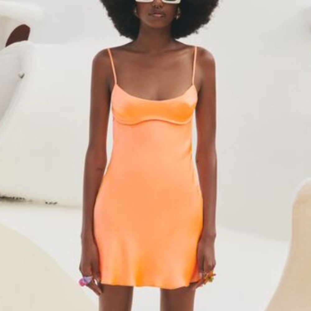 NWT ZARA SATIN EFFECT CUT OUT DRESS ORANGE NWT